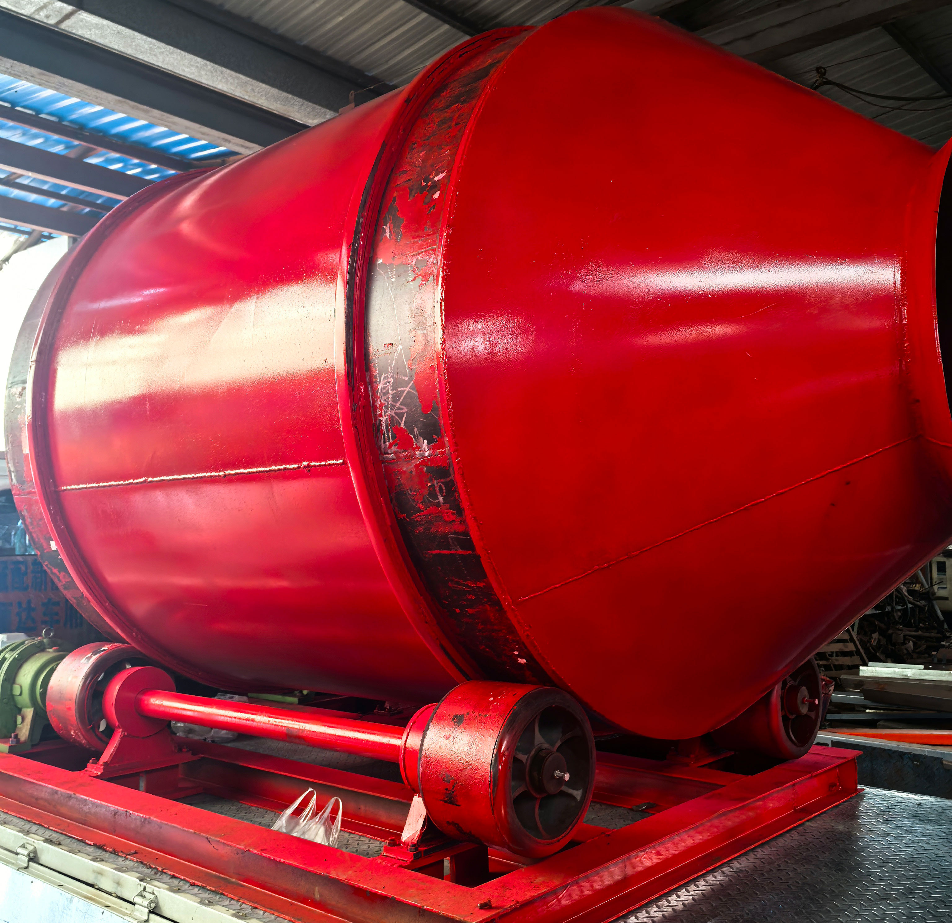 韩强智能饲料搅拌机，高效混合均匀