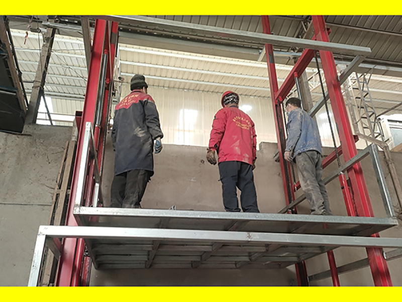 韩强智能液压货梯：沿街商铺的高效物流解决方案